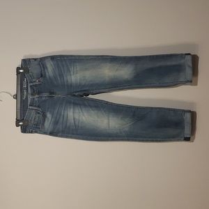 Levi Signature Capri